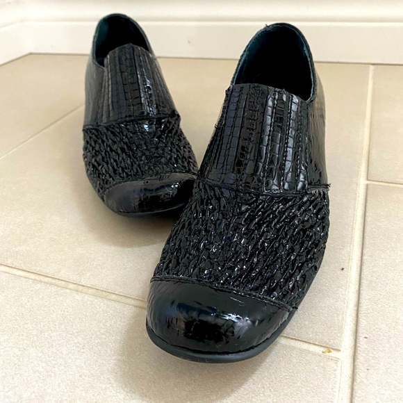 Helle Comfort Leather 1/2inch Heels - Picture 5 of 5